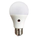 Λάμπα LED+Αισθητήρας Σκότους 9.5W/E27 6500K 840LM