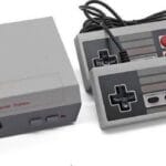 Παιχνιδομηχαμή Τύπου Nintendo 620 Παιχνίδια 2 Χειριστήρια