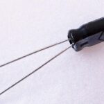 Πυκνωτές Ηλεκτρολυτικοί 25V 100μF