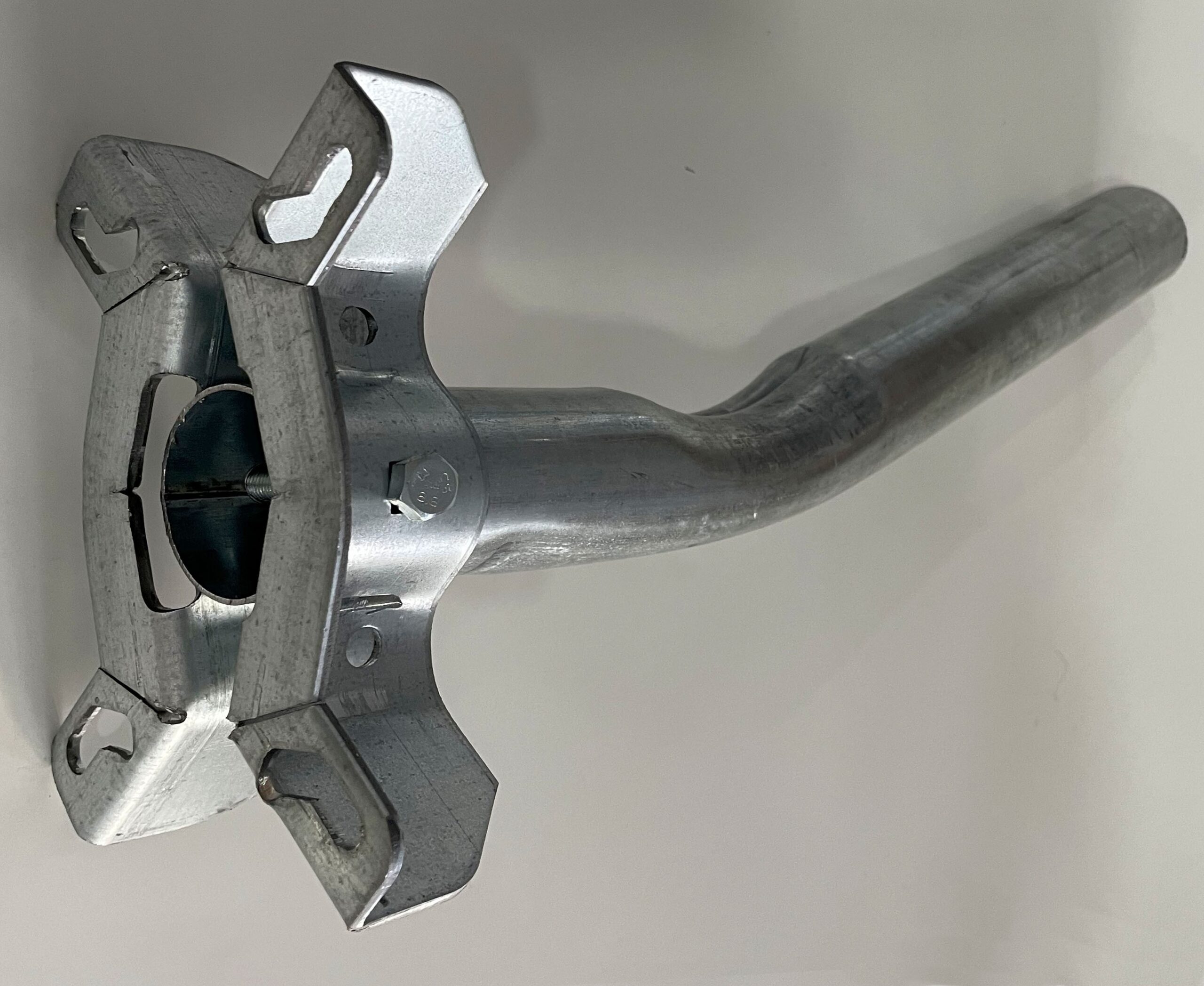 LA811091-1 Βάση Εξωτερική Μπράτσο -Βραχίονας Για Ηλιακά Φωτοστικά Δρόμου HSL